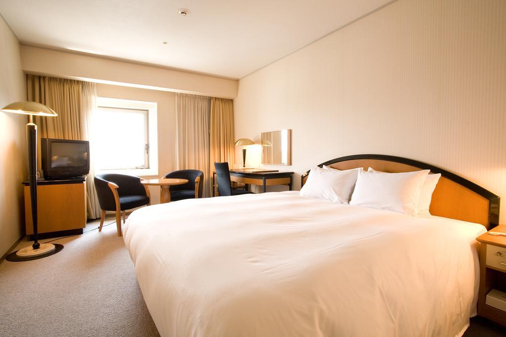 Hotel Leopalace Nagoya Buitenkant foto
