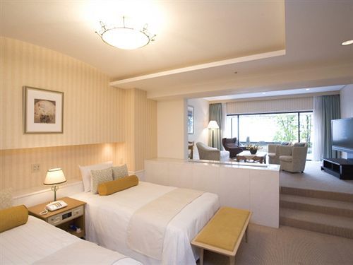 Hotel Leopalace Nagoya Buitenkant foto